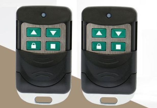 卷閘(zhá)門控製器的類型、原理、工(gōng)作模式以及購買和使用中的注意事項 卷閘(zhá)門控製器的類(lèi)型(xíng)、原理、工作模(mó)式以及(jí)購買和(hé)使用中的注意事項